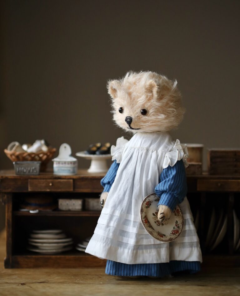 Elegant Teddy Bear Dress-Up