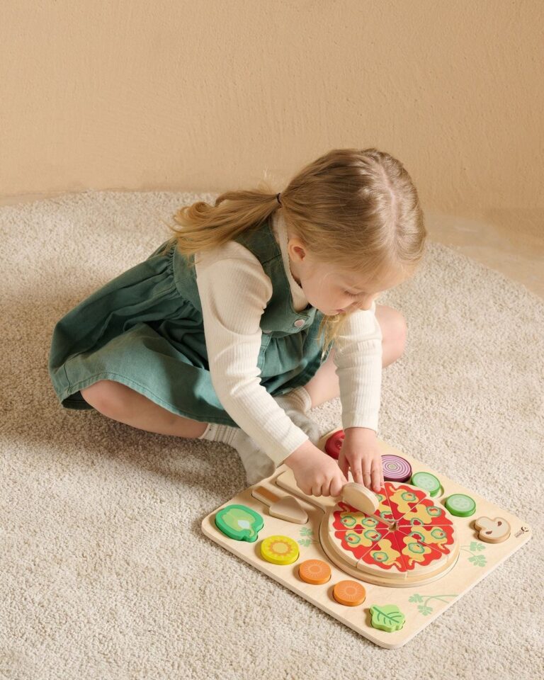 Puzzle Play in the Kitchen