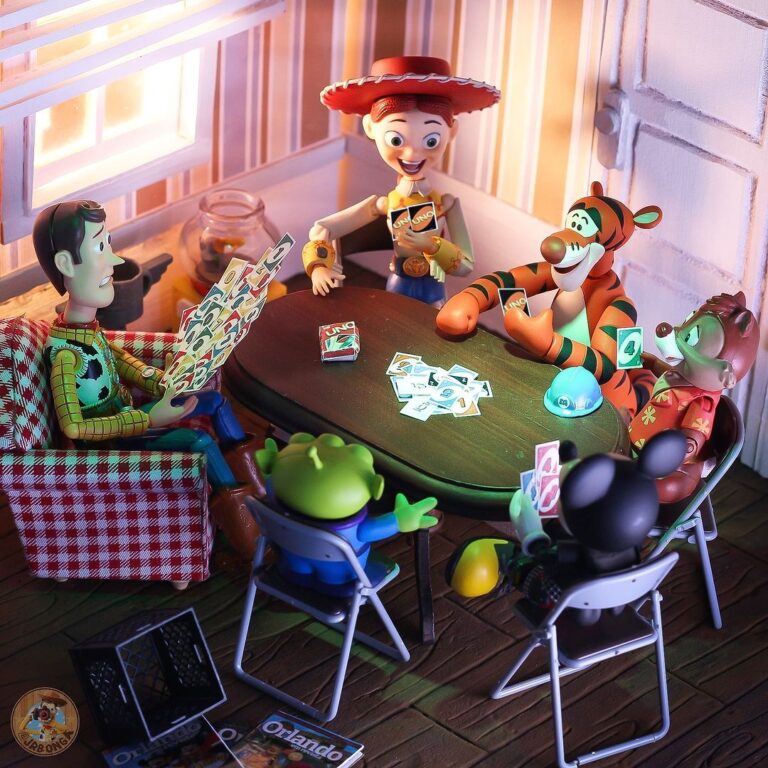 Toy Story Friends Game Night