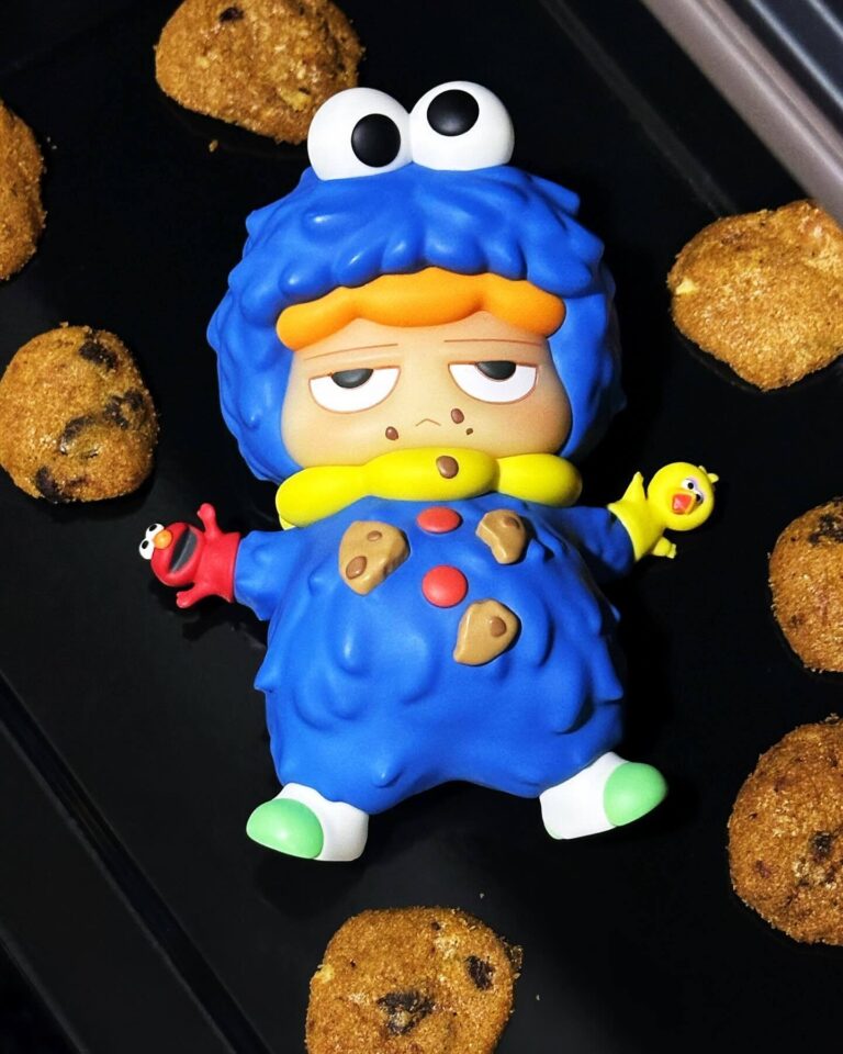 Cookie-Themed Art Toy