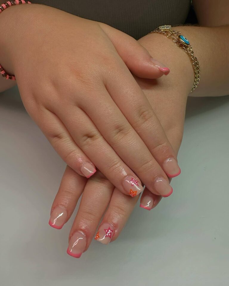 Playful Pink Starfish Nails